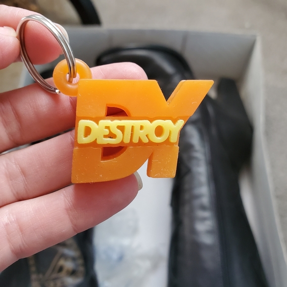 Destroy Boots (Spain) - Picture 11 of 11